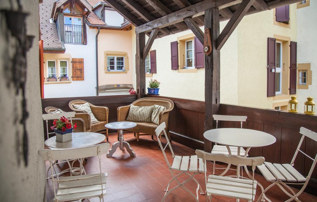 Hôtel Les Vieux Toits Neuchâtel Exterior foto