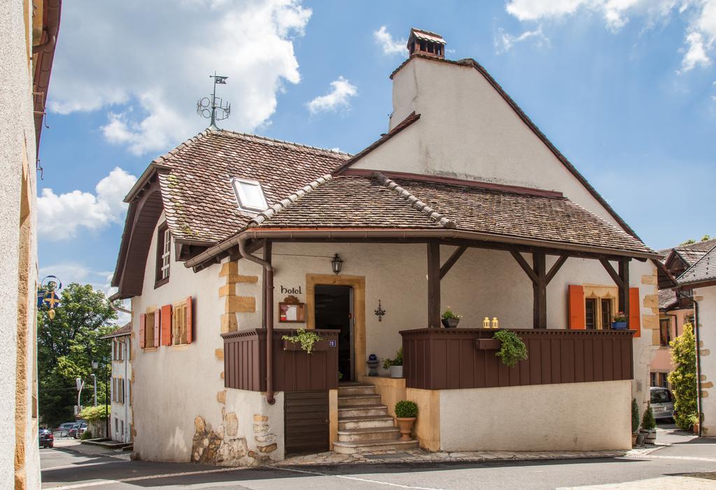 Hôtel Les Vieux Toits Neuchâtel Exterior foto
